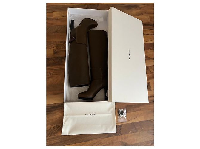 Balenciaga Lederstiefel Braun - Ansicht 4