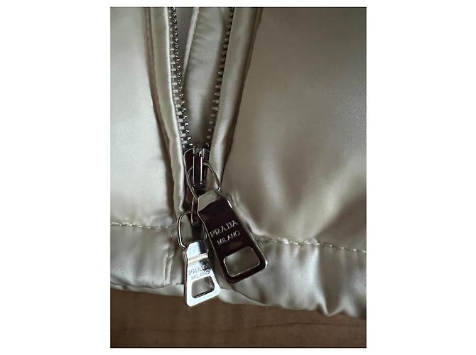 Prada White Down Jacket with Fur Collar and Belt - view 10