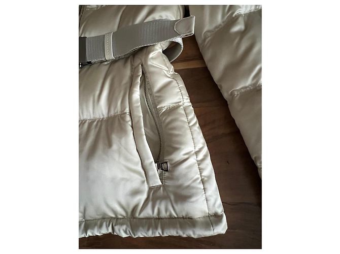 Prada White Down Jacket with Fur Collar and Belt - view 4