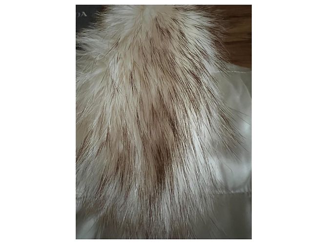 Prada White Down Jacket with Fur Collar and Belt - view 5