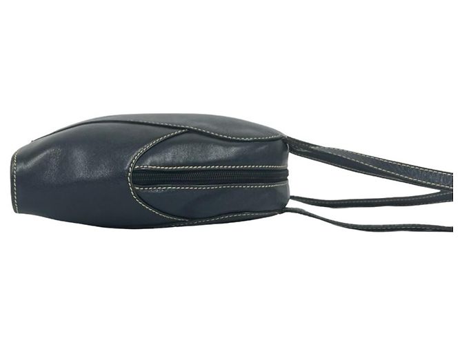 Loewe Vintage Leder-Rund-Tote-Bag mit eingraviertem Logo und Reißverschluss Marineblau - Ansicht 6