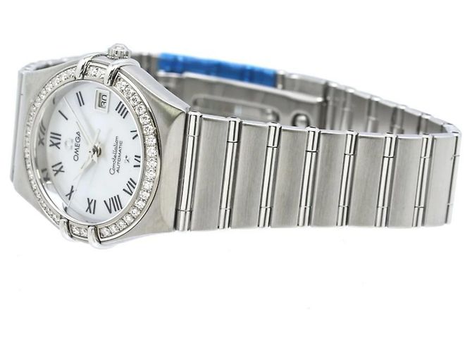 Orologio da donna OMEGA Constellation con lunetta a diamanti - vista 3