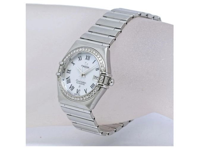 Orologio da donna OMEGA Constellation con lunetta a diamanti - vista 7