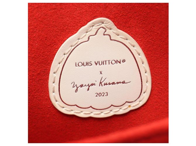 Louis Vuitton LV x YK Metis Monogram Empreinte Infinity Dot Handtasche Rot - Ansicht 4