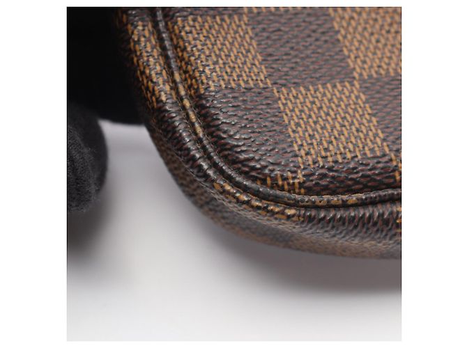 Bolsa Louis Vuitton Mini Pochette Accessoires Damier Ebene Marrom - vista 10