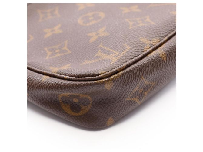 Bolsa Louis Vuitton Pochette Accessoires Marrom - vista 10