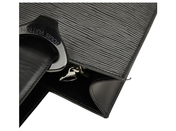 Saco Tote Louis Vuitton Epi Gemmo Preto - vista 9