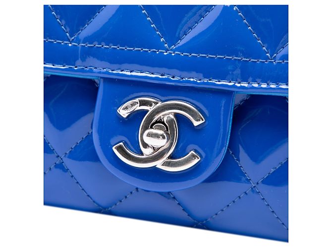 Chanel Blue Medium Quilted Patent Coco Shine Flap Azul - vista 5