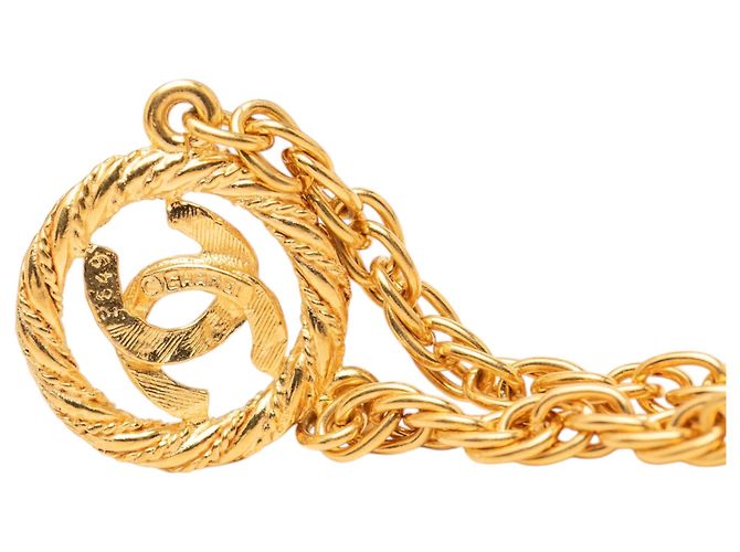 Collana con pendente rotondo Chanel Gold CC placcato oro D'oro - vista 4