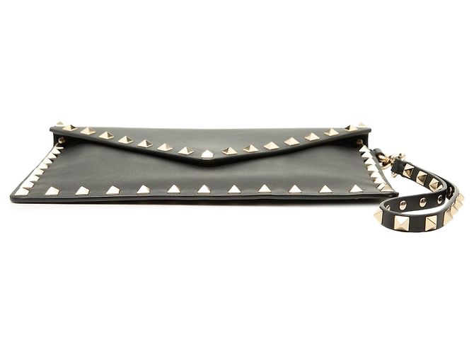 Clutch da polso a busta Rockstud Valentino in vitello nero - vista 3