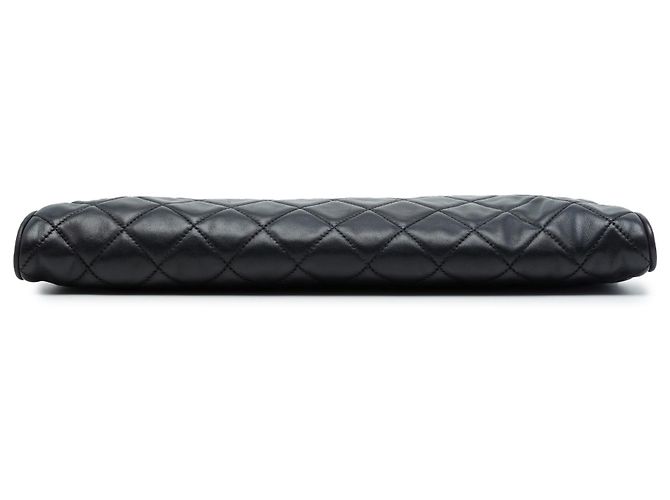 Clutch Chanel Black CC Quilted Lambskin Pearl Kiss Lock Nero - vista 3