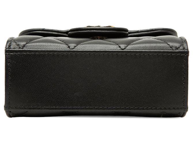 Chanel Schwarze CC gesteppte Lammleder Top Handle Flap Clutch mit Kette - Ansicht 3