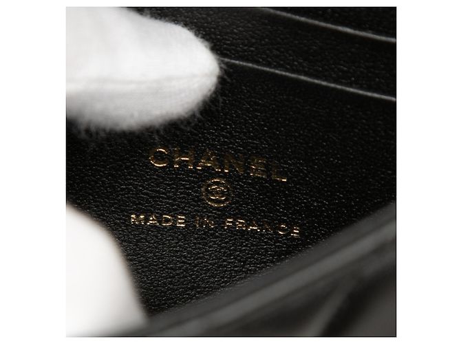 Chanel Schwarze CC gesteppte Lammleder Top Handle Flap Clutch mit Kette - Ansicht 5