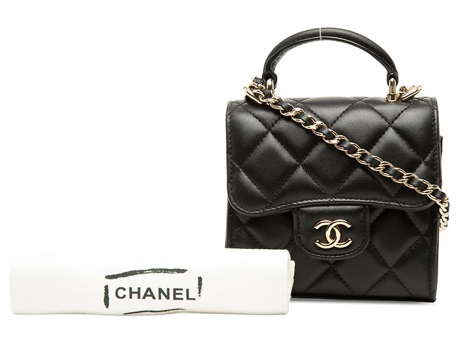 Chanel Schwarze CC gesteppte Lammleder Top Handle Flap Clutch mit Kette - Ansicht 8