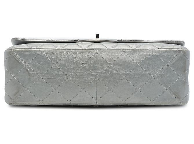 Chanel Silver Quilted Metallic Aged Calfskin Reissue 2.55 Double Flap 227 Argenté - vue 3