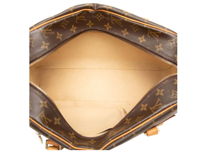Louis Vuitton Brown Monogram Cite GM Marrone - vista 4