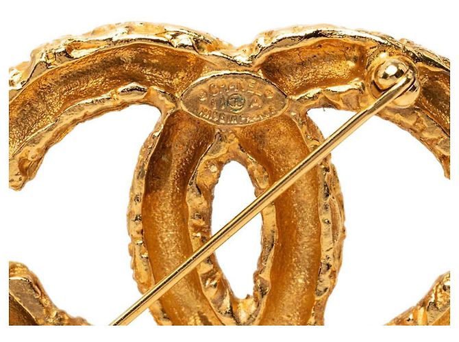 Broche Chanel Coco Mark Lava 93A Dourado - vista 3