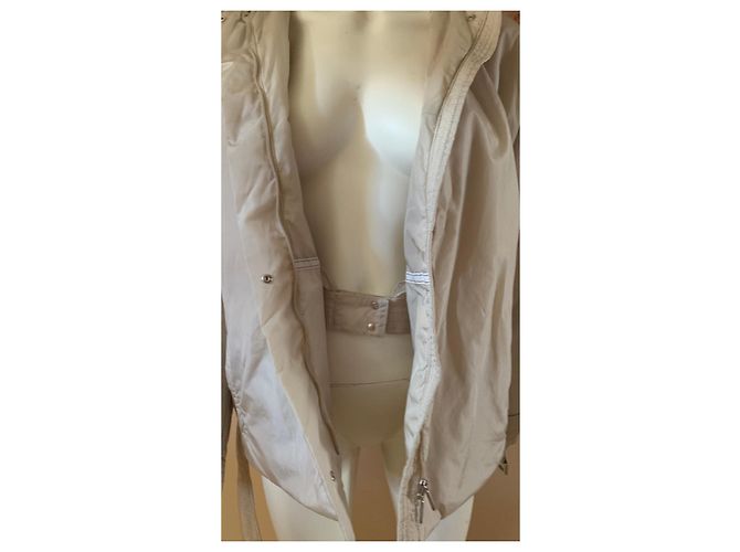 Autre Marque 'S Max Mara The Cube Beige Nylonjacke mit Gürtel - Ansicht 14