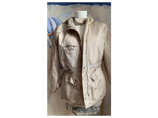 Autre Marque 'S Max Mara The Cube Beige Nylonjacke mit Gürtel - Ansicht 15