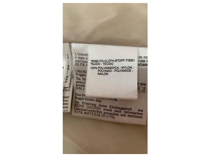 Autre Marque 'S Max Mara The Cube Beige Nylonjacke mit Gürtel - Ansicht 8