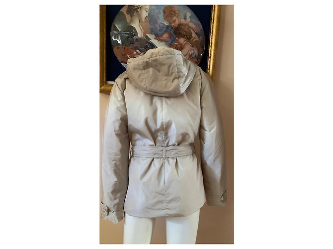 Autre Marque 'S Max Mara The Cube Beige Nylonjacke mit Gürtel - Ansicht 9