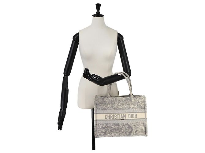 Sac à main Christian Dior Book Tote Medium Marron - vue 9