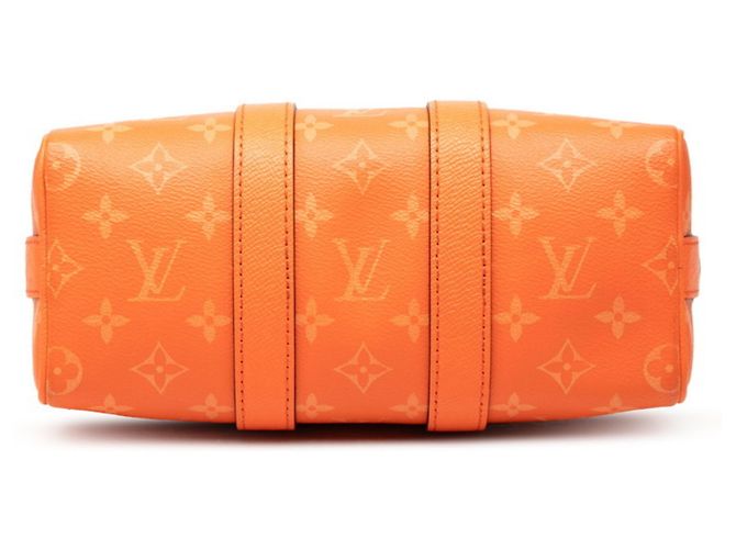 Borsa a mano Louis Vuitton Taigarama Keepall Bandoulière 25 Mini Arancione - vista 3