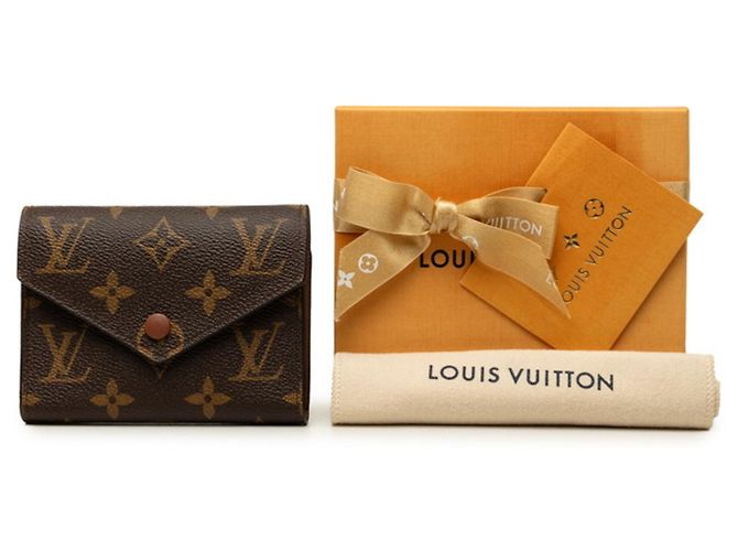 Louis Vuitton Monogram Tri-fold Wallet Brown - view 8
