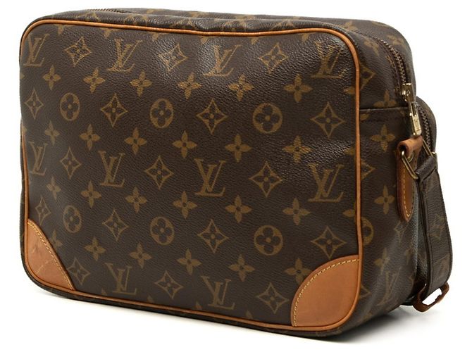Bolso de hombro Louis Vuitton Monogram Nile Castaño Monograma - vista 2