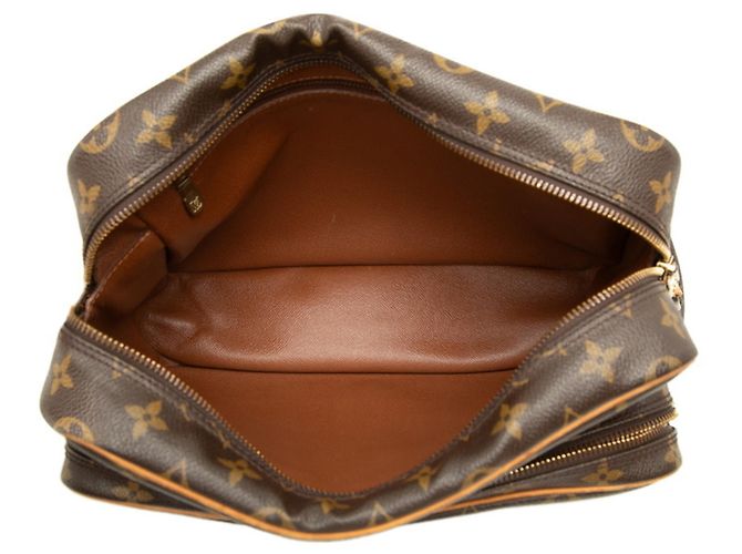 Bolso de hombro Louis Vuitton Monogram Nile Castaño Monograma - vista 6