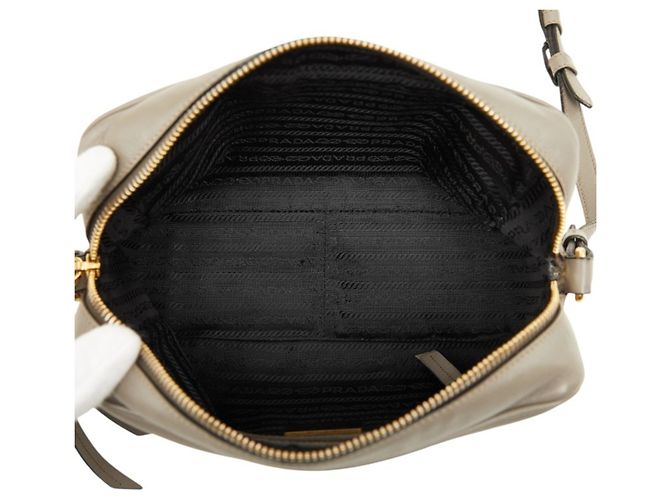 Borsa a tracolla Prada con placca logo triangolare Marrone - vista 10