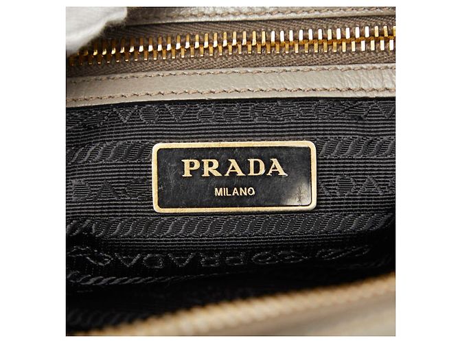 Borsa a tracolla Prada con placca logo triangolare Marrone - vista 11