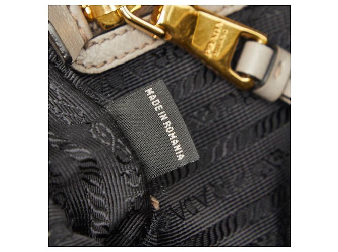 Borsa a tracolla Prada con placca logo triangolare Marrone - vista 13