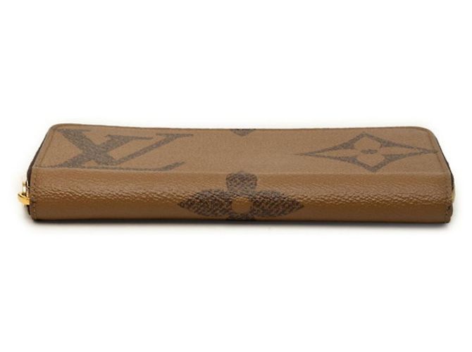 Louis Vuitton Monogram Giant Reverse Zippy Wallet Brown - view 3