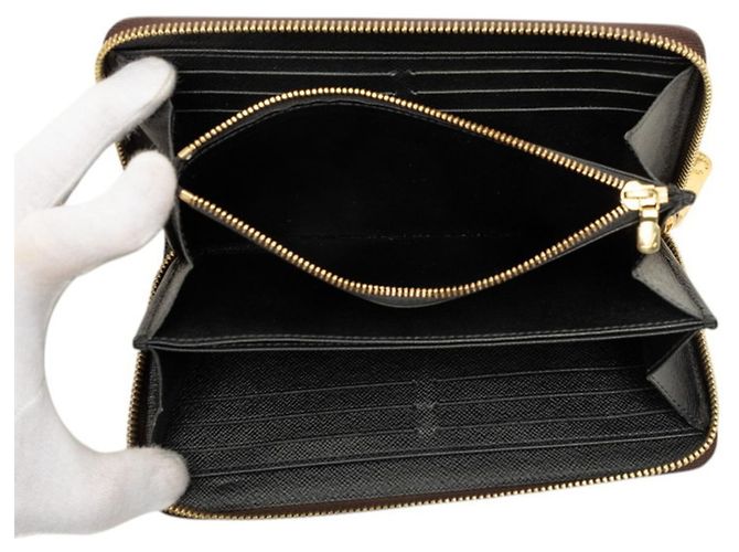 Louis Vuitton Monogram Giant Reverse Zippy Wallet Brown - view 4