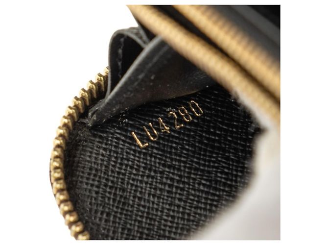 Louis Vuitton Monogram Giant Reverse Zippy Wallet Brown - view 6