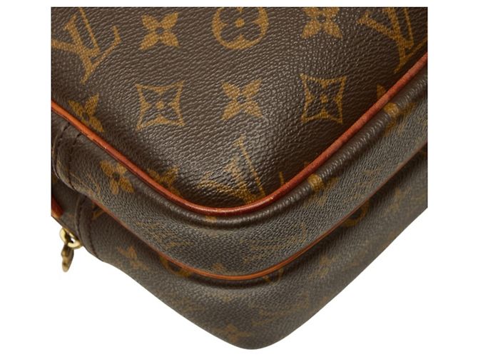 Bolso bandolera Louis Vuitton Monogram Reporter PM Castaño - vista 5