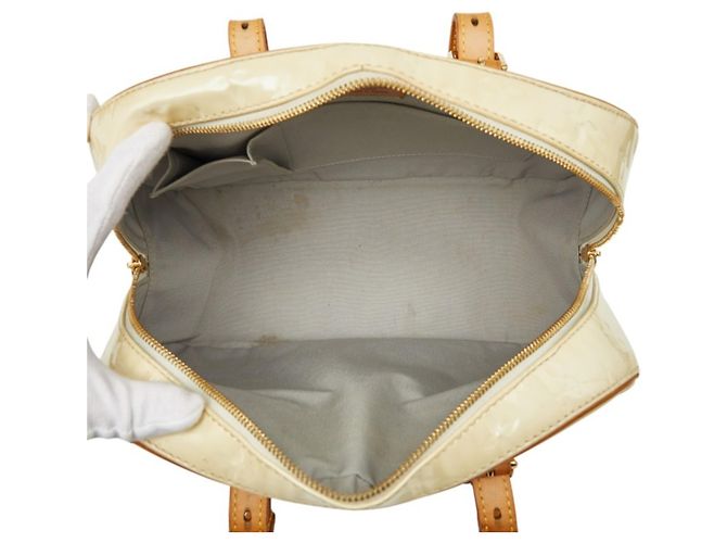 Louis Vuitton Monogram Vernis Summit Drive Handtasche Weiß - Ansicht 8