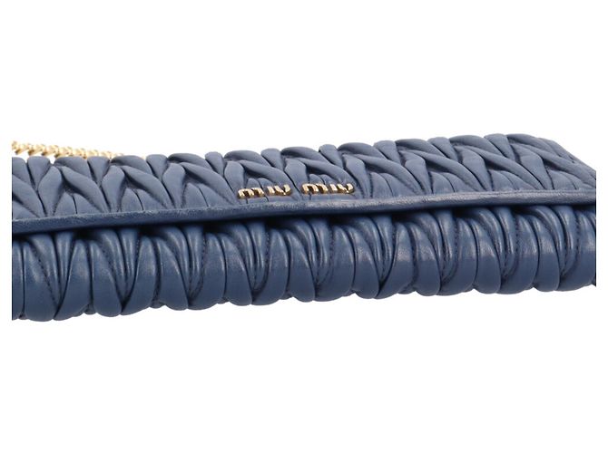 Miu Miu Matelassé Schultertasche Marineblau - Ansicht 12