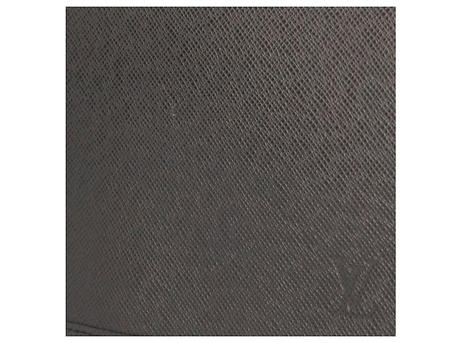 Borsa a tracolla Louis Vuitton Andrey Taiga Nero Grigio - vista 10