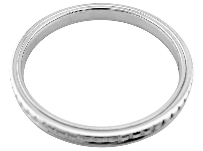 Boucheron Quatre Radiant Halbring aus Platin - Ansicht 5