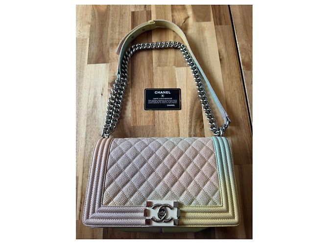 Chanel Boy Medium Regenbogenleder Klapptasche Mehrfarben - Ansicht 2
