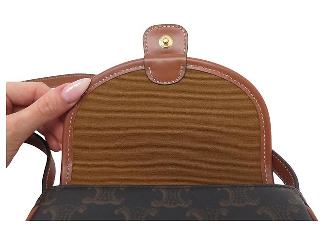 Céline NUOVA BORSA A MANO CELINE MINI BESACE TOILE TRIOMPHE 196702 BORSA A TRACCOLLA Marrone - vista 9
