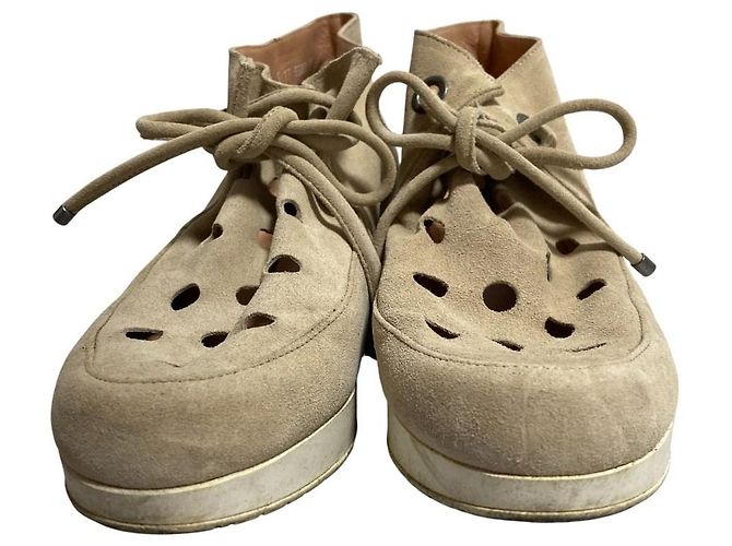 Autre Marque Chaussures en cuir daim perforé Robert Clergerie Beige - vue 4
