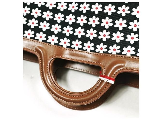 Marni TROPICALIA DAISY CROSSBODY Borsa a tracolla 2way in pelle di vitello e cotone Nero - vista 12