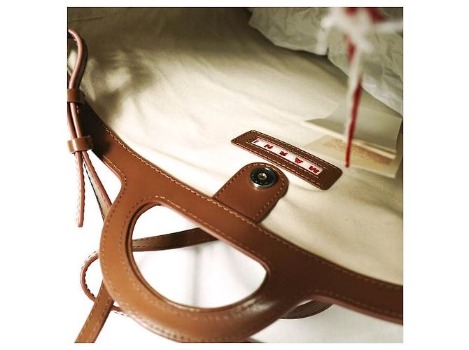 Marni TROPICALIA DAISY CROSSBODY Borsa a tracolla 2way in pelle di vitello e cotone Nero - vista 8