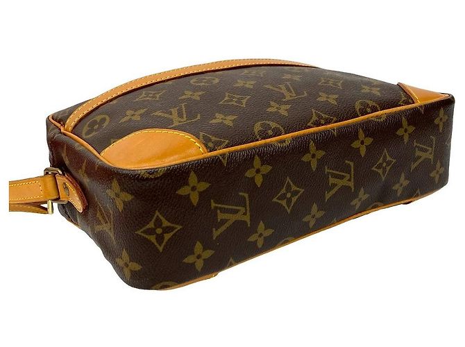 Borsa a tracolla Louis Vuitton Trocadero Monogram in pelle Marrone Bronzo - vista 15
