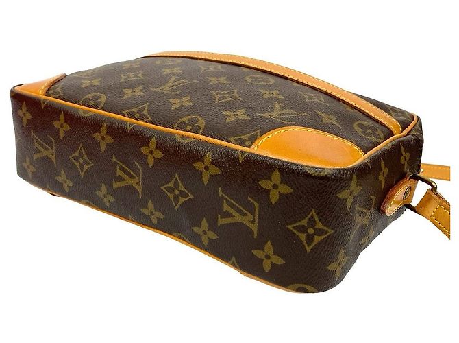 Borsa a tracolla Louis Vuitton Trocadero Monogram in pelle Marrone Bronzo - vista 17