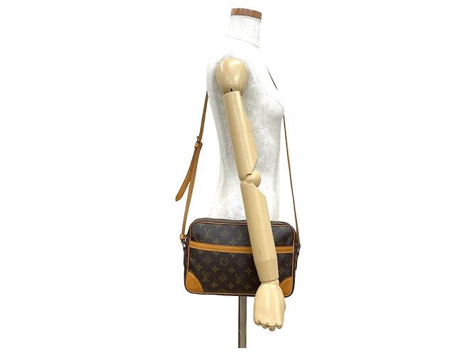 Borsa a tracolla Louis Vuitton Trocadero Monogram in pelle Marrone Bronzo - vista 4