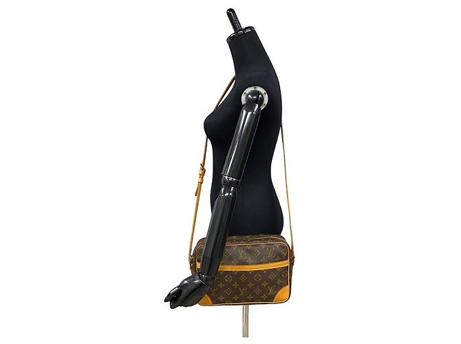 Borsa a tracolla Louis Vuitton Trocadero Monogram in pelle Marrone Bronzo - vista 5